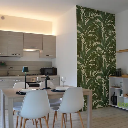 Cantaria - Lakeview Terrace & Pool Apartment Argegno