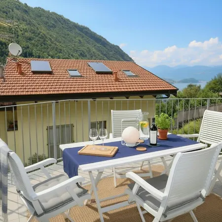 Cantaria - Lakeview Terrace & Pool Apartment *